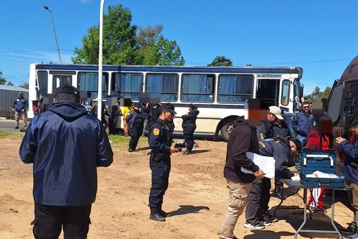 El operativo se realiz&oacute; con intervenci&oacute;n del can detector de narc&oacute;ticos &ldquo;Mali&rdquo;.