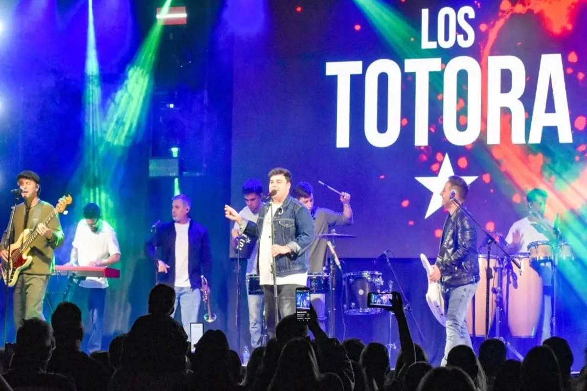 La banda de cumbia pop trajo sus cl&aacute;sicos que hicieron bailar a la regi&oacute;n.